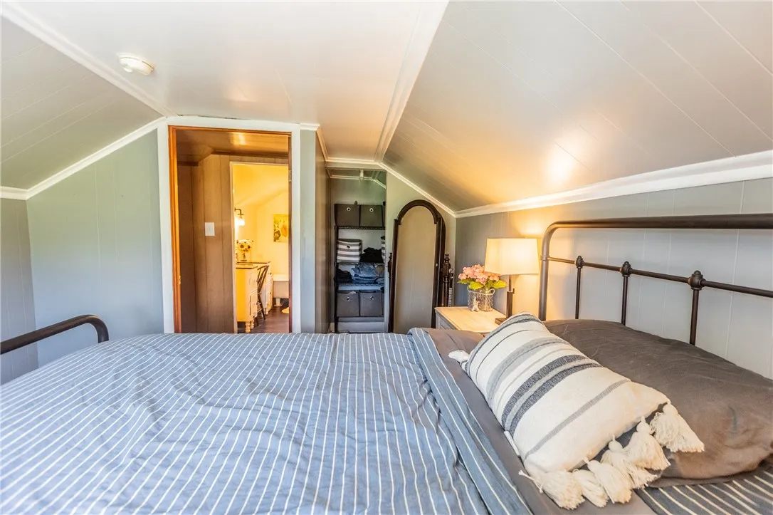 5522 State Route 14, Sodus, New York 14551, Sodus, New York 14551, 4 Bedrooms Bedrooms, 7 Rooms Rooms,2 BathroomsBathrooms,Residential,Closed,5522 State Route 14, Sodus, New York 14551,R1609729