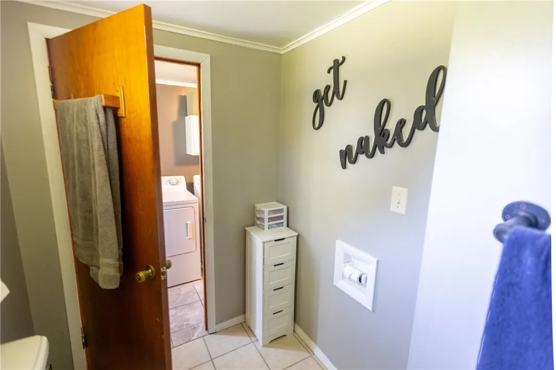 5522 State Route 14, Sodus, New York 14551, Sodus, New York 14551, 4 Bedrooms Bedrooms, 7 Rooms Rooms,2 BathroomsBathrooms,Residential,Closed,5522 State Route 14, Sodus, New York 14551,R1609729