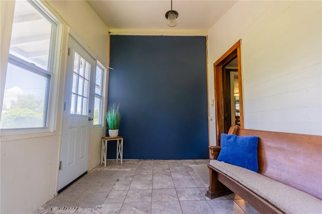 5522 State Route 14, Sodus, New York 14551, Sodus, New York 14551, 4 Bedrooms Bedrooms, 7 Rooms Rooms,2 BathroomsBathrooms,Residential,Closed,5522 State Route 14, Sodus, New York 14551,R1609729