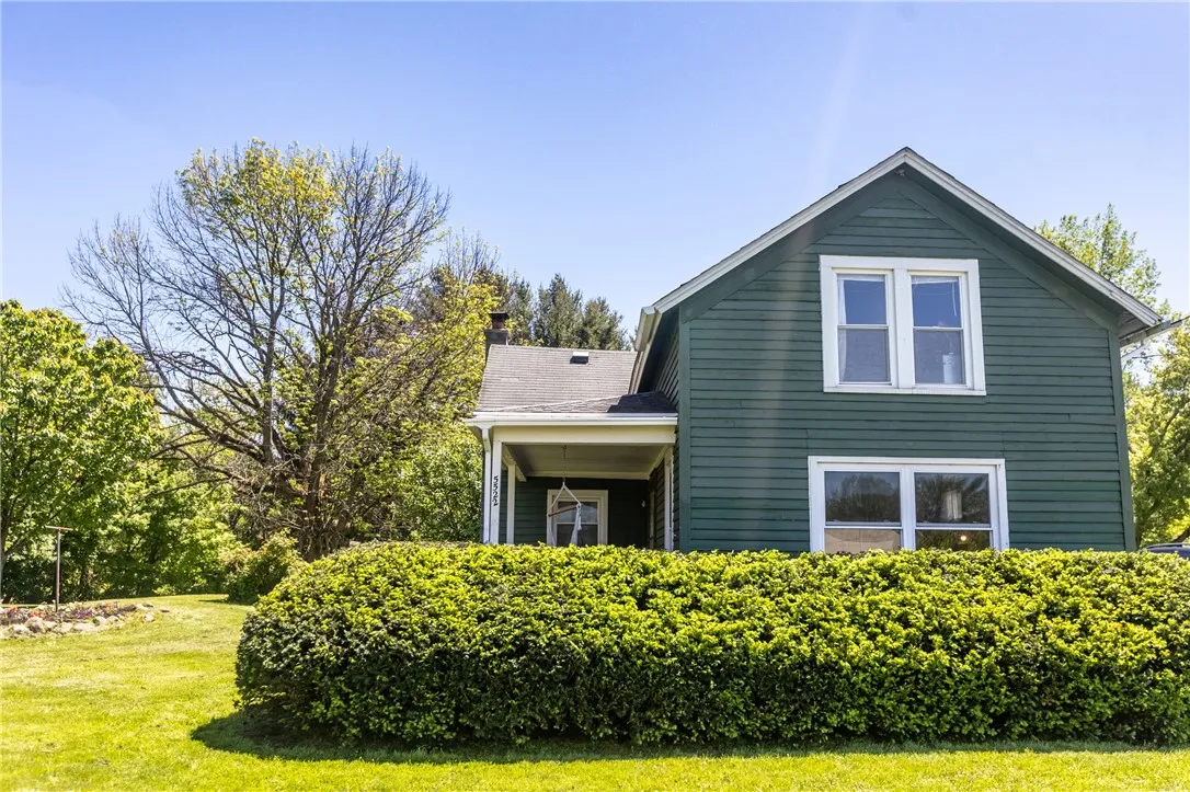 5522 State Route 14, Sodus, New York 14551, Sodus, New York 14551, 4 Bedrooms Bedrooms, 7 Rooms Rooms,2 BathroomsBathrooms,Residential,Closed,5522 State Route 14, Sodus, New York 14551,R1609729