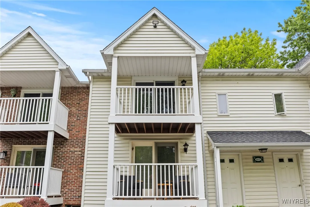 4613 Chestnut Ridge Road J, Amherst, New York 1422, Amherst, New York 14228, 2 Bedrooms Bedrooms, 5 Rooms Rooms,1 BathroomBathrooms,Residential,Closed,4613 Chestnut Ridge Road J, Amherst, New York 1422,B1608516