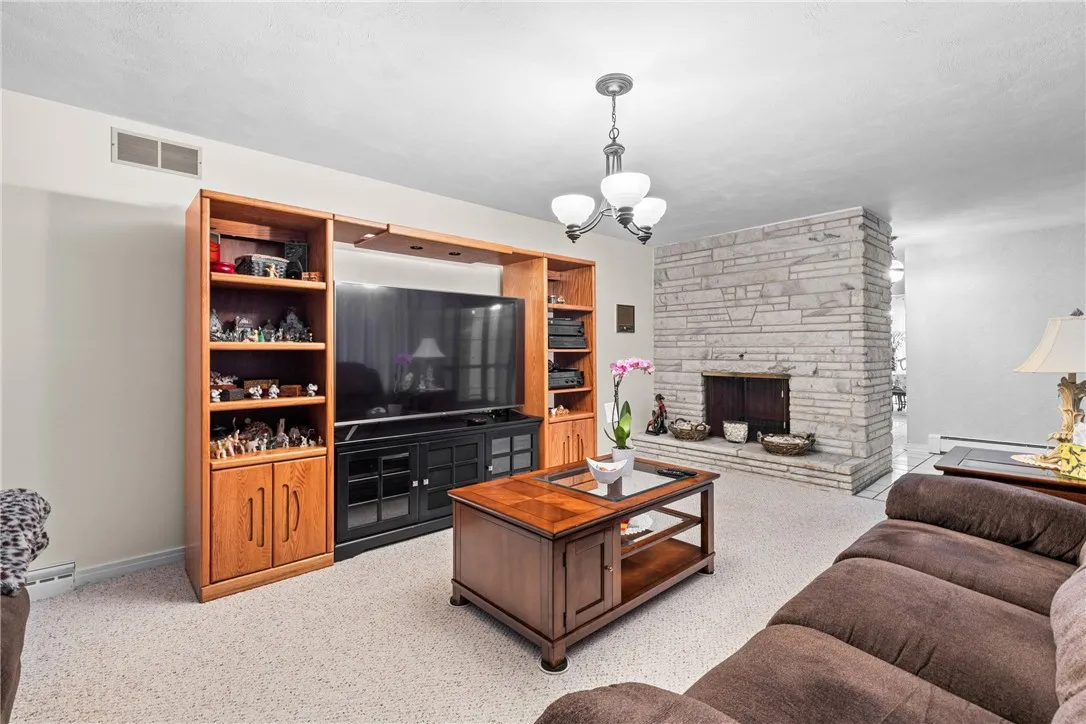 112 Lafayette Road, Irondequoit, New York 14609, Irondequoit, New York 14609, 3 Bedrooms Bedrooms, 5 Rooms Rooms,2 BathroomsBathrooms,Residential,Closed,112 Lafayette Road, Irondequoit, New York 14609,R1608715