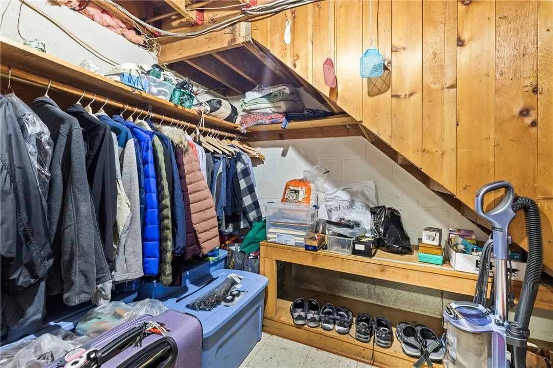 112 Lafayette Road, Irondequoit, New York 14609, Irondequoit, New York 14609, 3 Bedrooms Bedrooms, 5 Rooms Rooms,2 BathroomsBathrooms,Residential,Closed,112 Lafayette Road, Irondequoit, New York 14609,R1608715