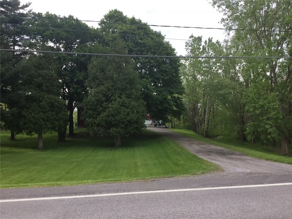 7092 East Bethany Leroy Road, Leroy, New York 1448, Leroy, New York 14482, 3 Bedrooms Bedrooms, 6 Rooms Rooms,1 BathroomBathrooms,Residential,Closed,7092 East Bethany Leroy Road, Leroy, New York 1448,R1610066