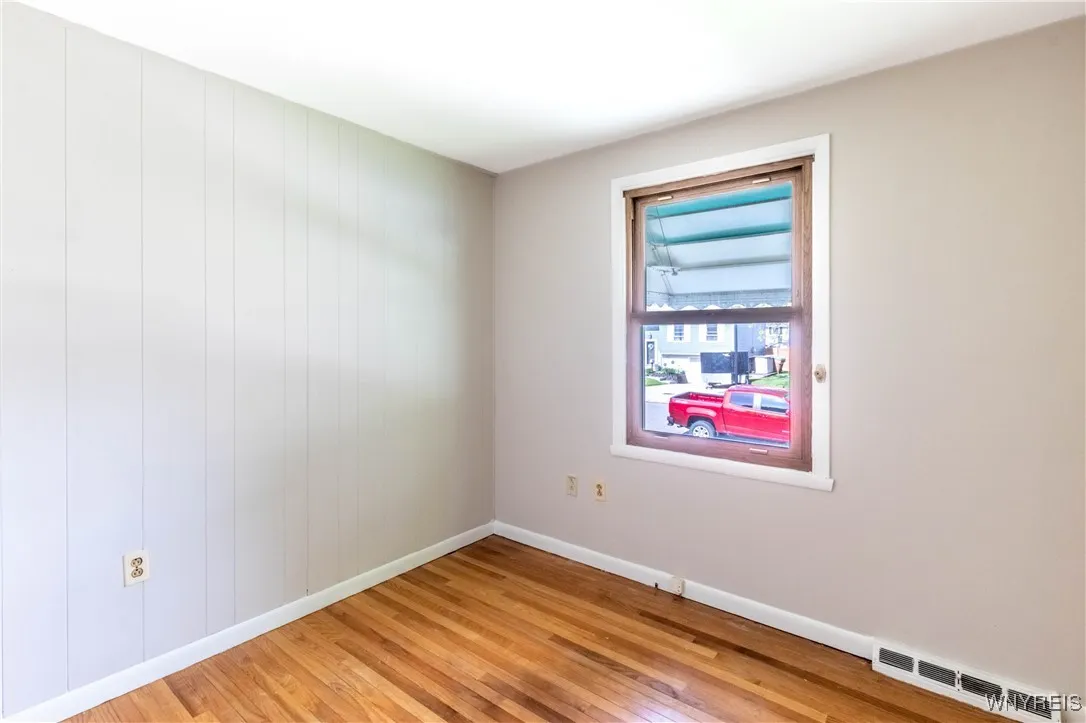 21 Francine Lane, Cheektowaga, New York 14227, Cheektowaga, New York 14227, 3 Bedrooms Bedrooms, 6 Rooms Rooms,1 BathroomBathrooms,Residential,Closed,21 Francine Lane, Cheektowaga, New York 14227,B1604878