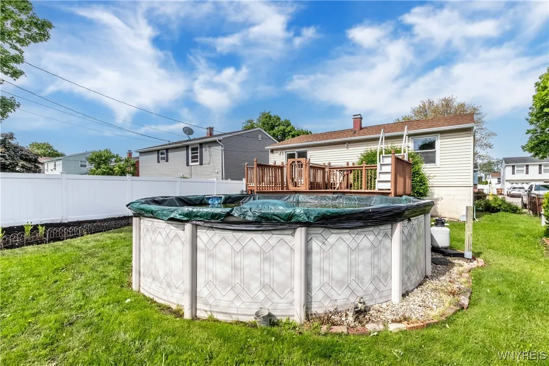 21 Francine Lane, Cheektowaga, New York 14227, Cheektowaga, New York 14227, 3 Bedrooms Bedrooms, 6 Rooms Rooms,1 BathroomBathrooms,Residential,Closed,21 Francine Lane, Cheektowaga, New York 14227,B1604878