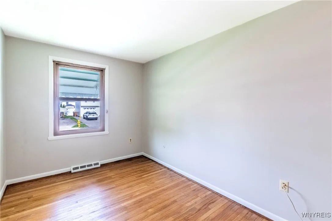 21 Francine Lane, Cheektowaga, New York 14227, Cheektowaga, New York 14227, 3 Bedrooms Bedrooms, 6 Rooms Rooms,1 BathroomBathrooms,Residential,Closed,21 Francine Lane, Cheektowaga, New York 14227,B1604878