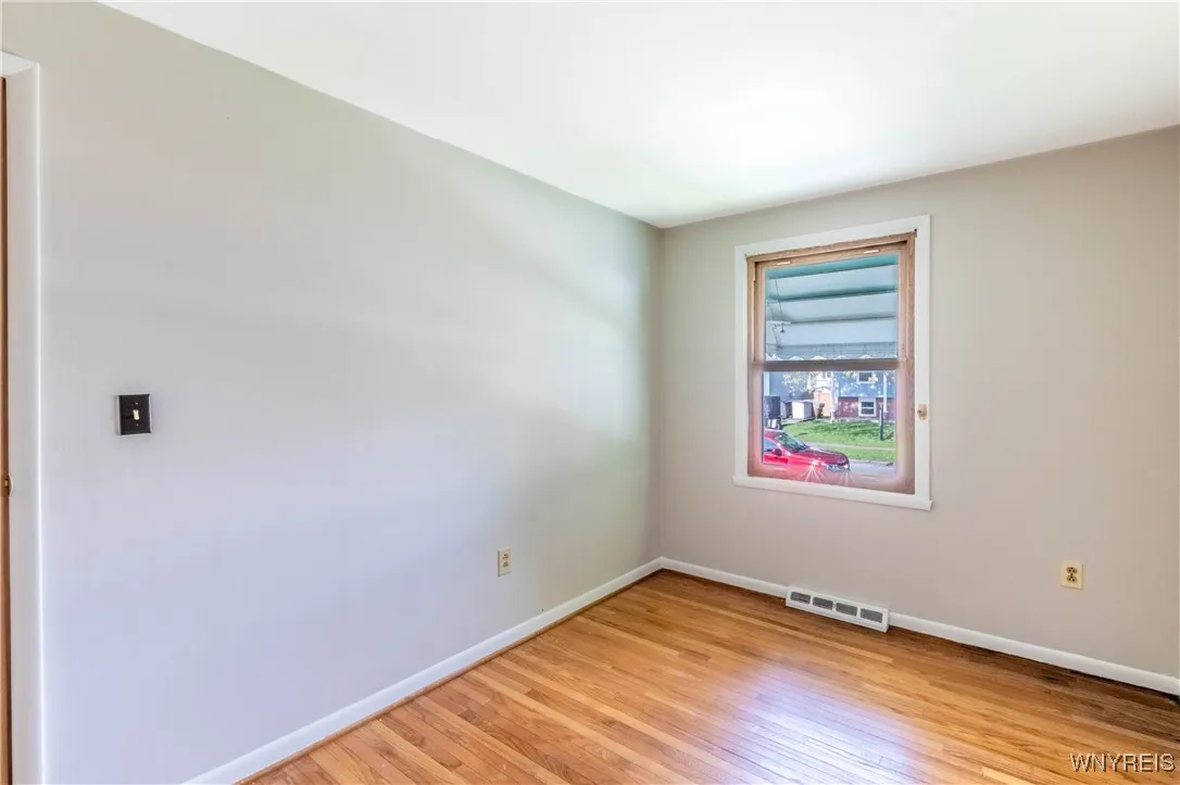 21 Francine Lane, Cheektowaga, New York 14227, Cheektowaga, New York 14227, 3 Bedrooms Bedrooms, 6 Rooms Rooms,1 BathroomBathrooms,Residential,Closed,21 Francine Lane, Cheektowaga, New York 14227,B1604878