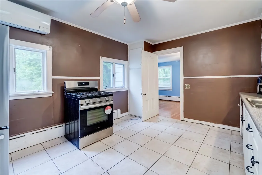 1453 Ridge Rd Road, Webster, New York 14580, Webster, New York 14580, 4 Bedrooms Bedrooms, 7 Rooms Rooms,1 BathroomBathrooms,Residential,Closed,1453 Ridge Rd Road, Webster, New York 14580,R1609874