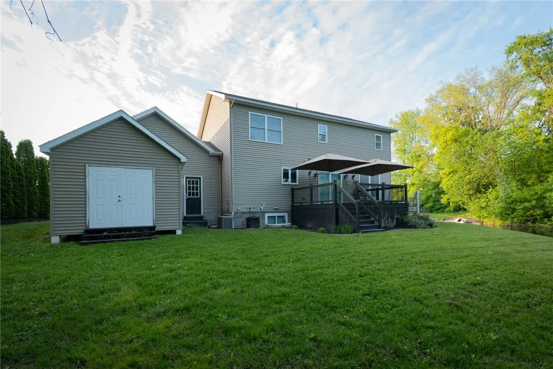 8 Kings Way, Chili, New York 14624, Chili, New York 14624, 4 Bedrooms Bedrooms, 11 Rooms Rooms,2 BathroomsBathrooms,Residential,Closed,8 Kings Way, Chili, New York 14624,R1610194