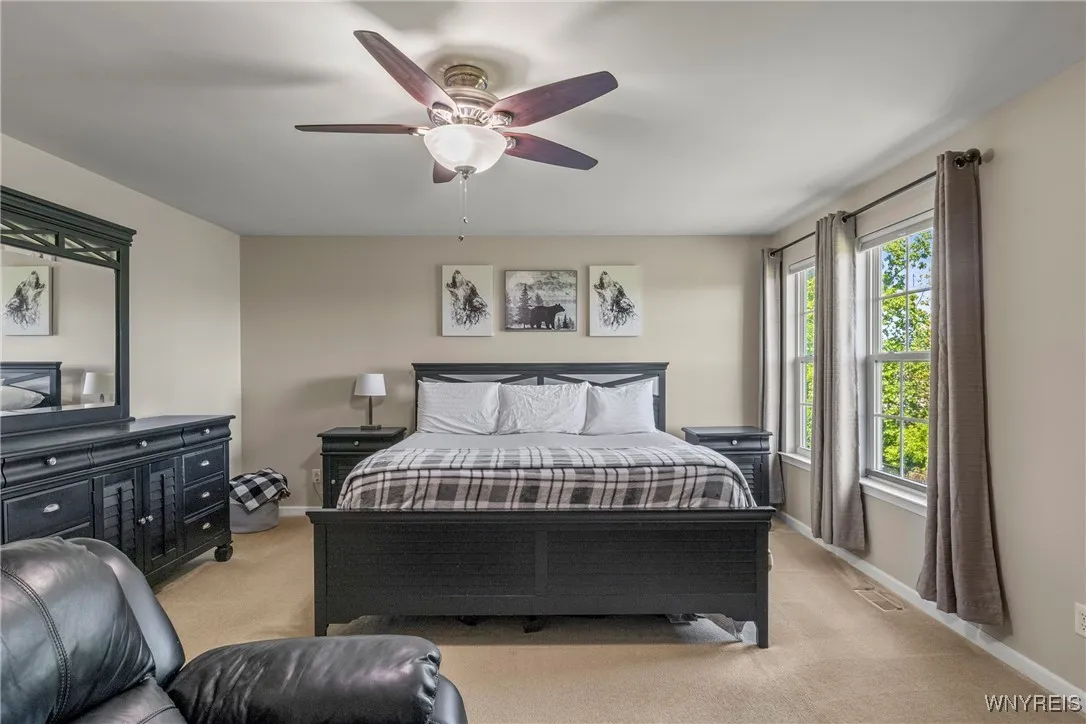52 Apple Blossom Boulevard, Lancaster, New York 14, Lancaster, New York 14086, 5 Bedrooms Bedrooms, 10 Rooms Rooms,3 BathroomsBathrooms,Residential,Closed,52 Apple Blossom Boulevard, Lancaster, New York 14,0,B1610224