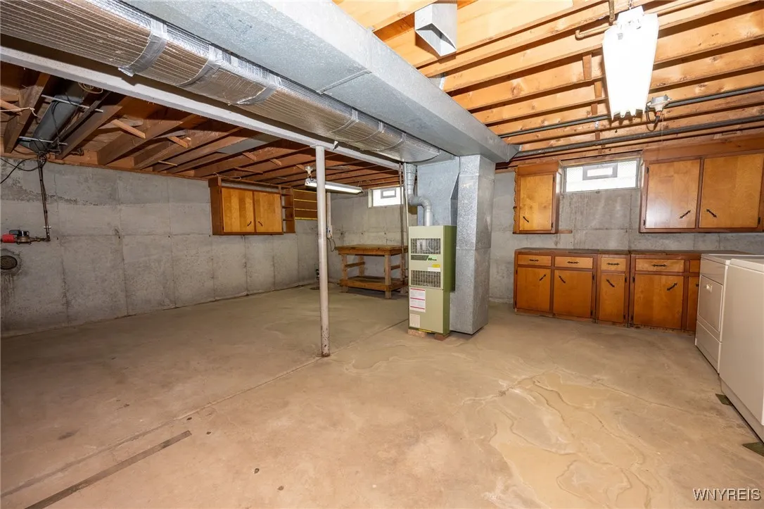 4314 Elmwood Avenue, Hamburg, New York 14219, Hamburg, New York 14219, 3 Bedrooms Bedrooms, 6 Rooms Rooms,1 BathroomBathrooms,Residential,Closed,4314 Elmwood Avenue, Hamburg, New York 14219,B1610085