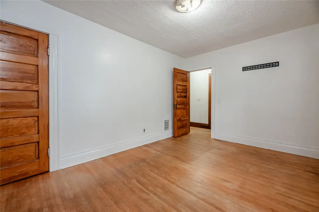46 Potomac Street, Rochester, New York 14611, Rochester, New York 14611, 3 Bedrooms Bedrooms, 6 Rooms Rooms,1 BathroomBathrooms,Residential,Closed,46 Potomac Street, Rochester, New York 14611,R1610038