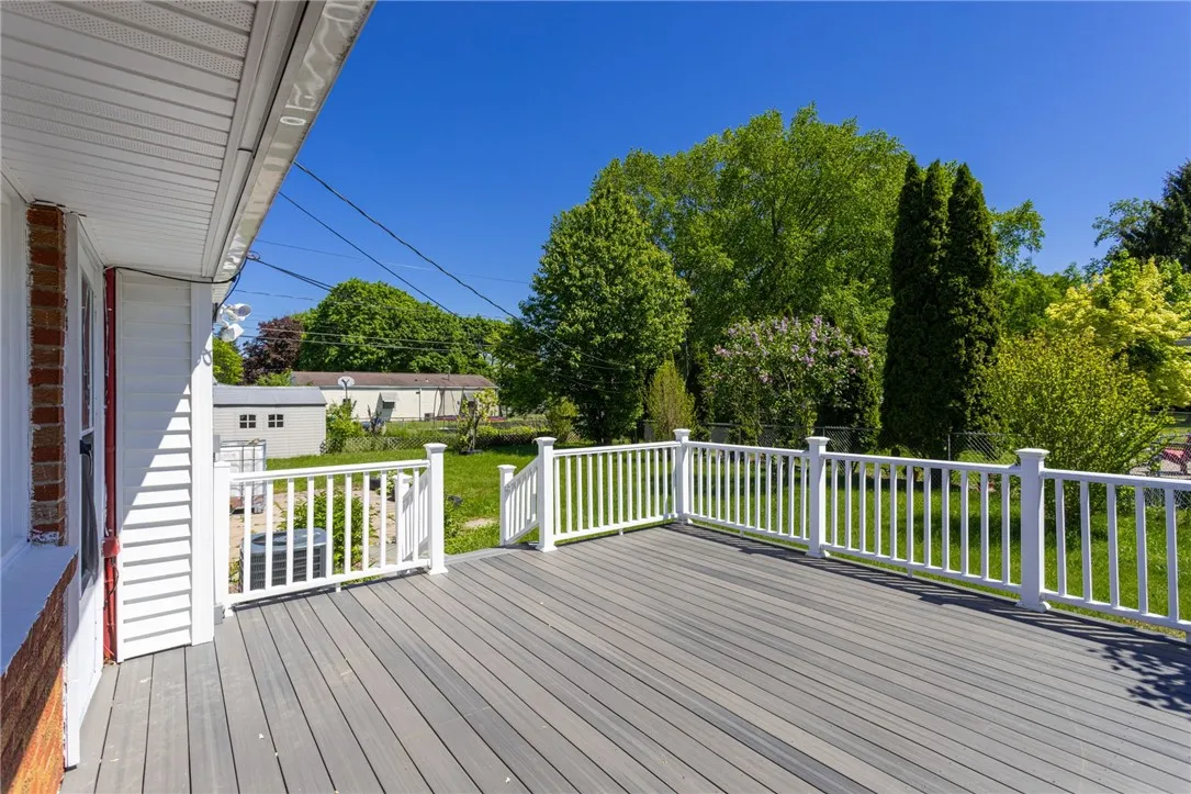 62 Frandee Lane, Greece, New York 14626, Greece, New York 14626, 3 Bedrooms Bedrooms, 6 Rooms Rooms,2 BathroomsBathrooms,Residential,Closed,62 Frandee Lane, Greece, New York 14626,R1610258