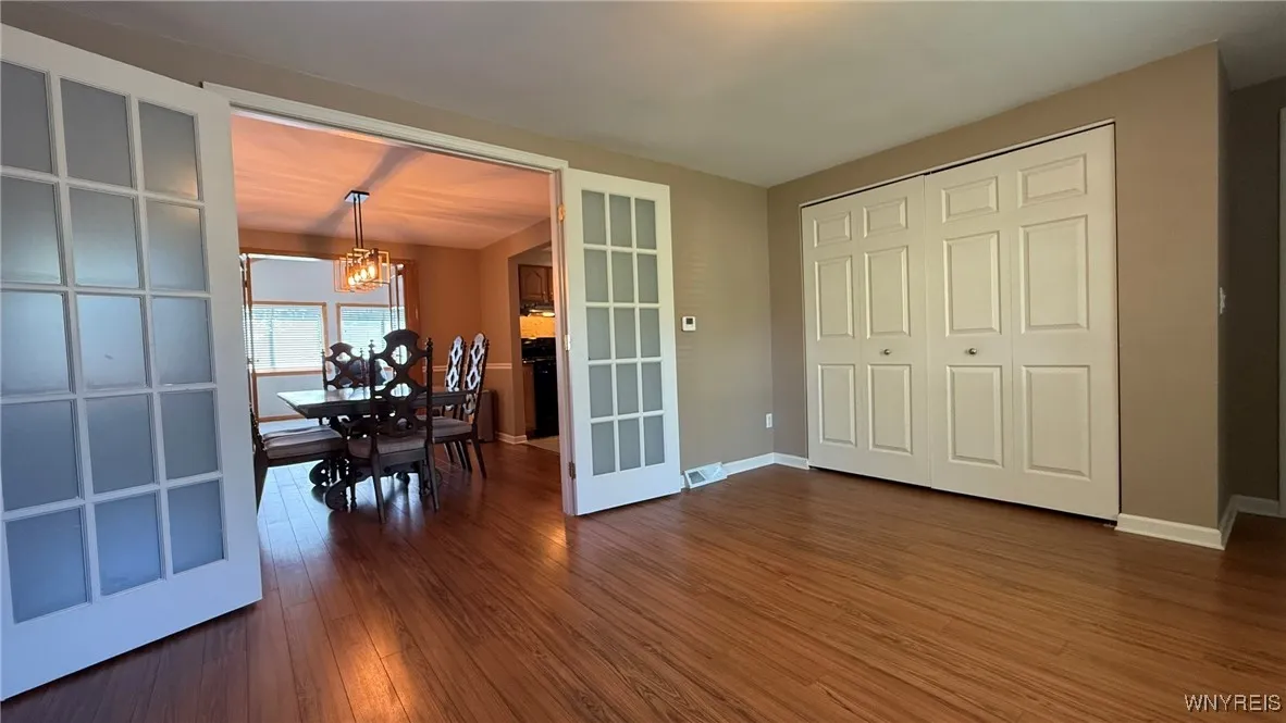 1031 Baseline Road, Grand Island, New York 14072, Grand Island, New York 14072, 3 Bedrooms Bedrooms, 10 Rooms Rooms,1 BathroomBathrooms,Residential,Closed,1031 Baseline Road, Grand Island, New York 14072,B1609132