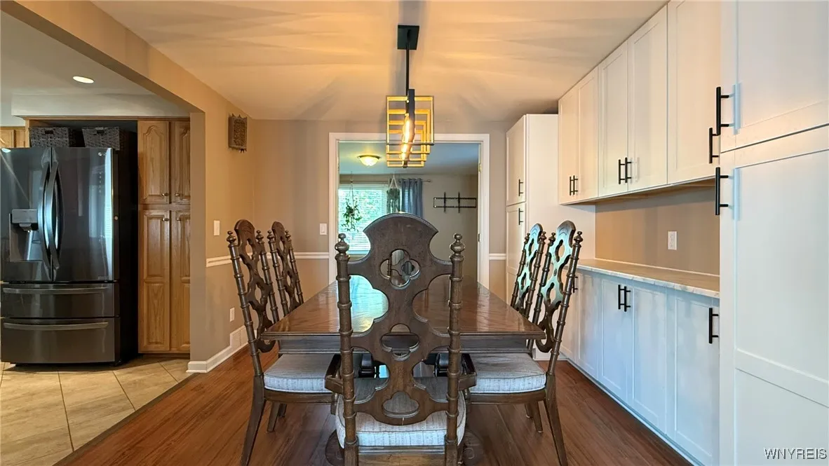 1031 Baseline Road, Grand Island, New York 14072, Grand Island, New York 14072, 3 Bedrooms Bedrooms, 10 Rooms Rooms,1 BathroomBathrooms,Residential,Closed,1031 Baseline Road, Grand Island, New York 14072,B1609132