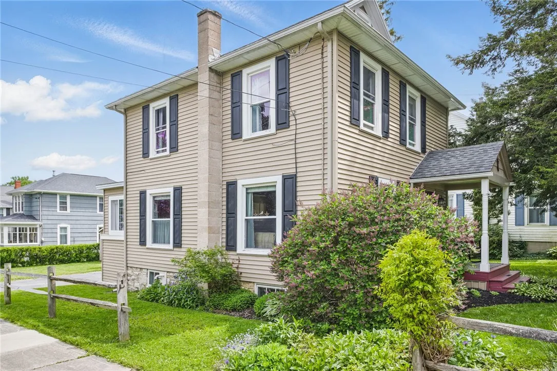 13 Exchange Street, Leroy, New York 14482, Leroy, New York 14482, 3 Bedrooms Bedrooms, 6 Rooms Rooms,1 BathroomBathrooms,Residential,Closed,13 Exchange Street, Leroy, New York 14482,R1606657
