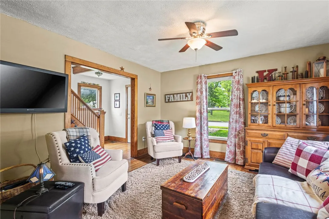 13 Exchange Street, Leroy, New York 14482, Leroy, New York 14482, 3 Bedrooms Bedrooms, 6 Rooms Rooms,1 BathroomBathrooms,Residential,Closed,13 Exchange Street, Leroy, New York 14482,R1606657