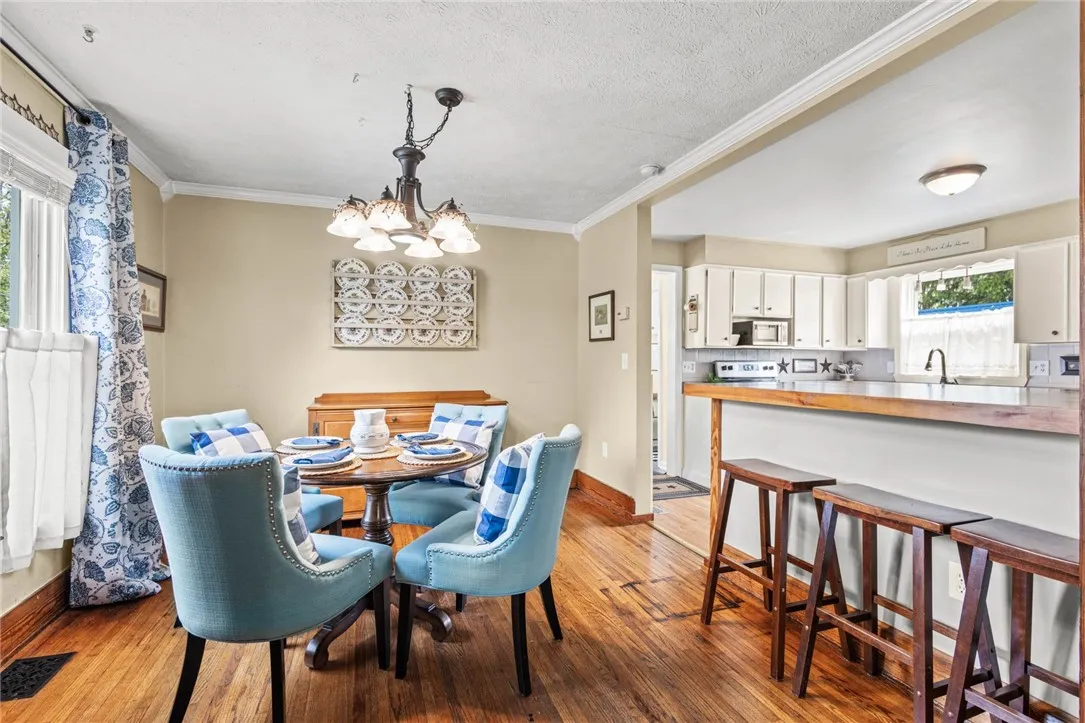 13 Exchange Street, Leroy, New York 14482, Leroy, New York 14482, 3 Bedrooms Bedrooms, 6 Rooms Rooms,1 BathroomBathrooms,Residential,Closed,13 Exchange Street, Leroy, New York 14482,R1606657