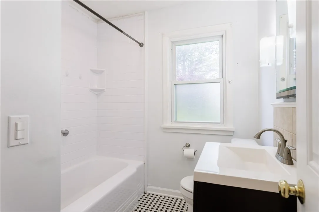 89 Arlidge Drive, Greece, New York 14616, Greece, New York 14616, 3 Bedrooms Bedrooms, 6 Rooms Rooms,1 BathroomBathrooms,Residential,Closed,89 Arlidge Drive, Greece, New York 14616,R1609368