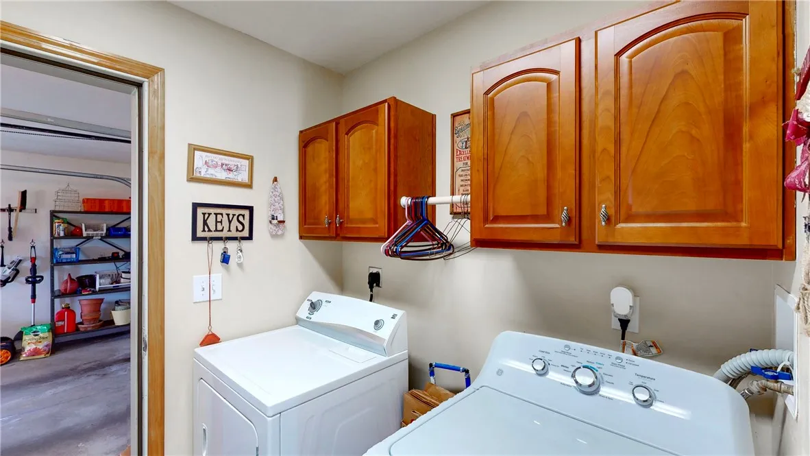 6686 Primrose Pl, Bath, New York 14810, Bath, New York 14810, 3 Bedrooms Bedrooms, 6 Rooms Rooms,2 BathroomsBathrooms,Residential,Closed,6686 Primrose Pl, Bath, New York 14810,R1609558