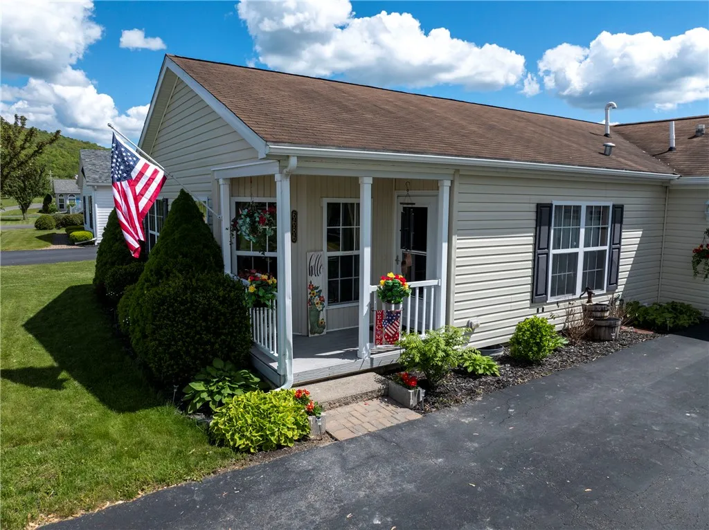 6686 Primrose Pl, Bath, New York 14810, Bath, New York 14810, 3 Bedrooms Bedrooms, 6 Rooms Rooms,2 BathroomsBathrooms,Residential,Closed,6686 Primrose Pl, Bath, New York 14810,R1609558