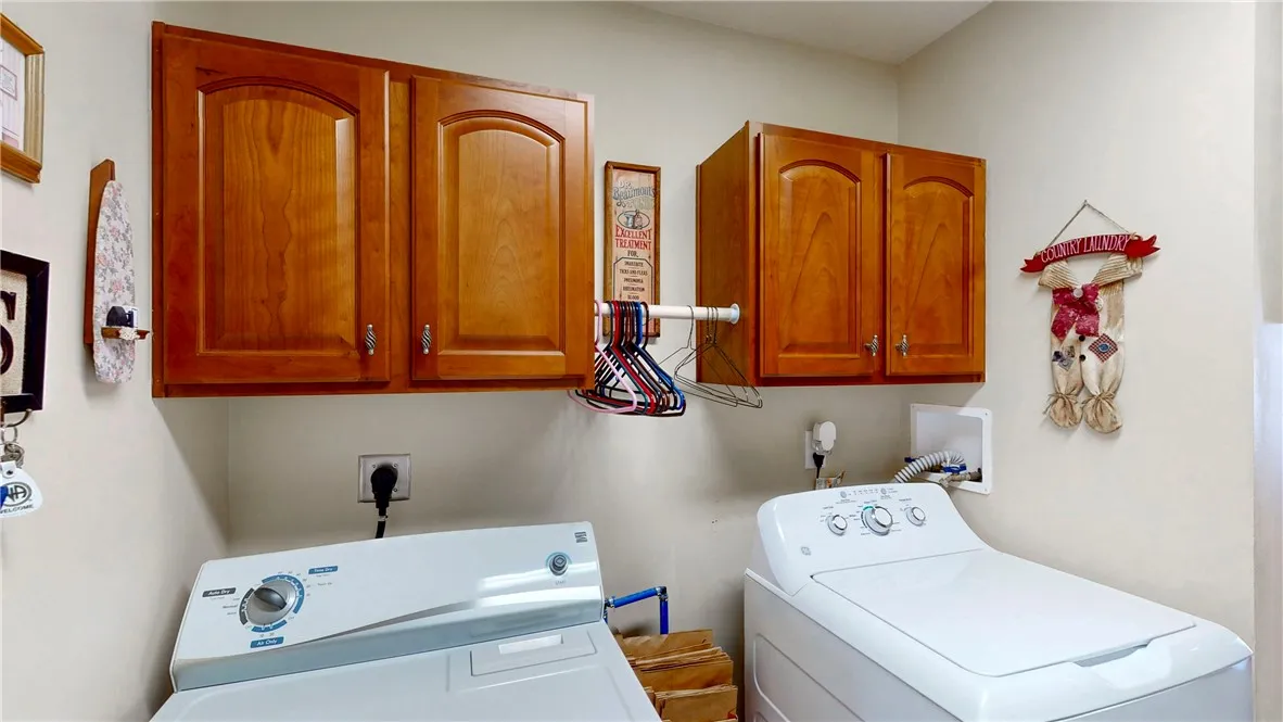 6686 Primrose Pl, Bath, New York 14810, Bath, New York 14810, 3 Bedrooms Bedrooms, 6 Rooms Rooms,2 BathroomsBathrooms,Residential,Closed,6686 Primrose Pl, Bath, New York 14810,R1609558