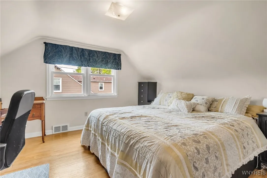 4226 Shimerville Rd, Clarence, New York 14031, Clarence, New York 14031, 3 Bedrooms Bedrooms, 8 Rooms Rooms,1 BathroomBathrooms,Residential,Closed,4226 Shimerville Rd, Clarence, New York 14031,B1610261