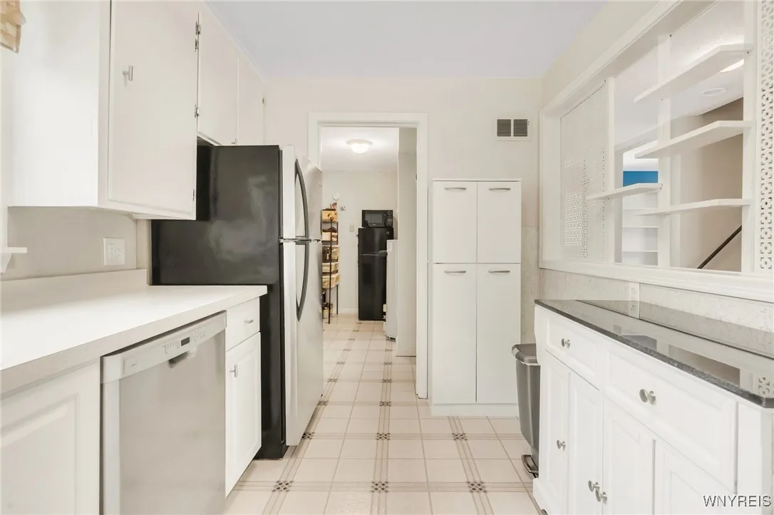 4226 Shimerville Rd, Clarence, New York 14031, Clarence, New York 14031, 3 Bedrooms Bedrooms, 8 Rooms Rooms,1 BathroomBathrooms,Residential,Closed,4226 Shimerville Rd, Clarence, New York 14031,B1610261