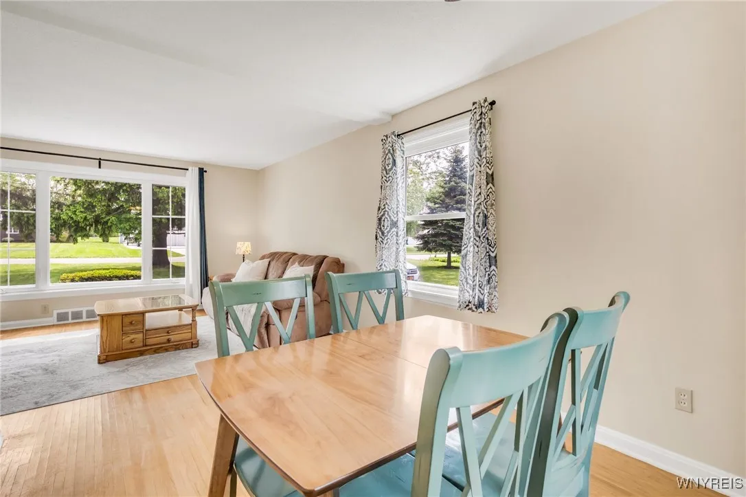 4226 Shimerville Rd, Clarence, New York 14031, Clarence, New York 14031, 3 Bedrooms Bedrooms, 8 Rooms Rooms,1 BathroomBathrooms,Residential,Closed,4226 Shimerville Rd, Clarence, New York 14031,B1610261
