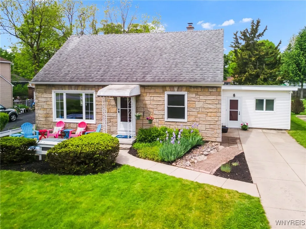 4226 Shimerville Rd, Clarence, New York 14031, Clarence, New York 14031, 3 Bedrooms Bedrooms, 8 Rooms Rooms,1 BathroomBathrooms,Residential,Closed,4226 Shimerville Rd, Clarence, New York 14031,B1610261