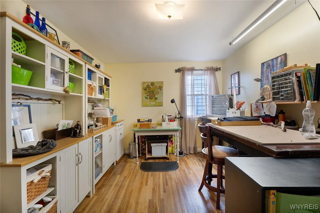 48 Hartford Avenue, Tonawanda-town, New York 14223, Tonawanda, New York 14223, 3 Bedrooms Bedrooms, 7 Rooms Rooms,2 BathroomsBathrooms,Residential,Closed,48 Hartford Avenue, Tonawanda-town, New York 14223,B1610259