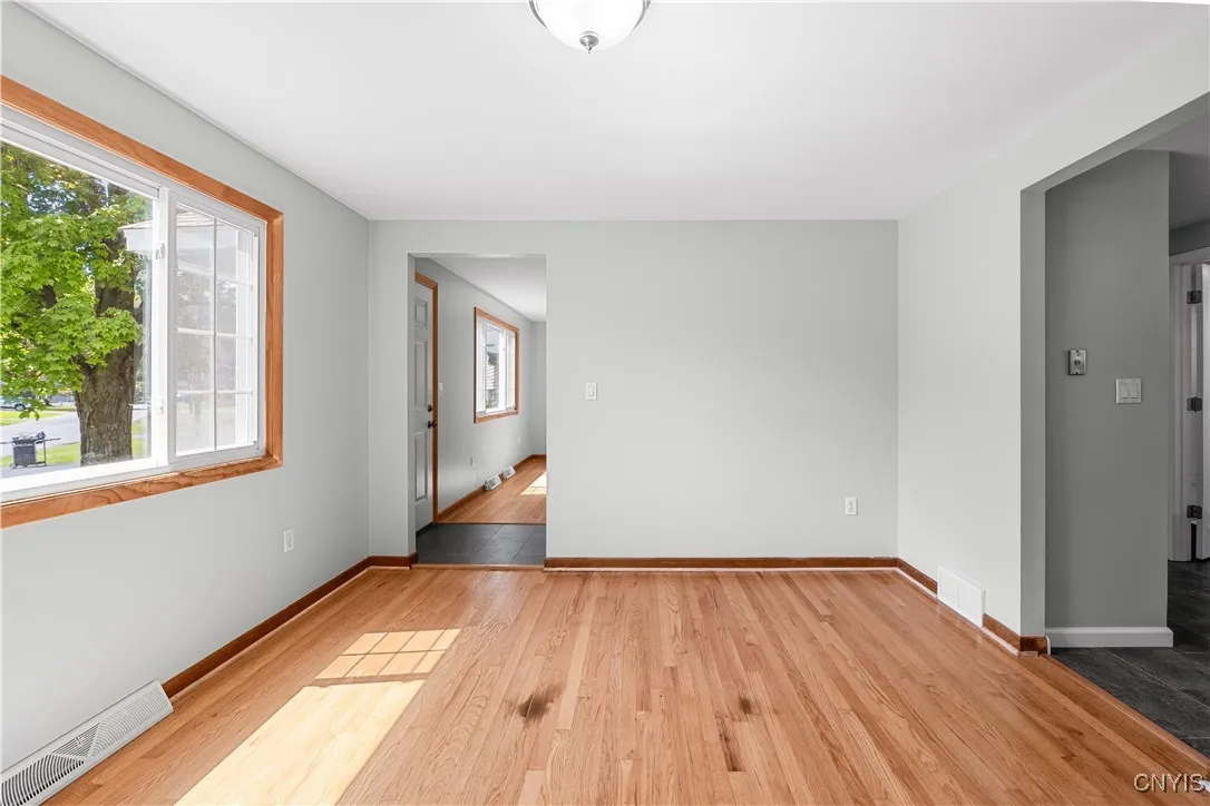 107 Rosewood Dr, Clay, New York 13090, Clay, New York 13090, 4 Bedrooms Bedrooms, 7 Rooms Rooms,2 BathroomsBathrooms,Residential,Closed,107 Rosewood Dr, Clay, New York 13090,S1610210