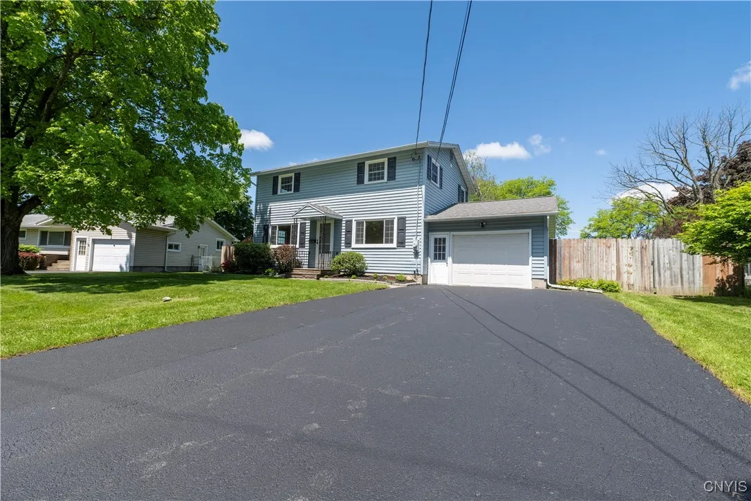 107 Rosewood Dr, Clay, New York 13090, Clay, New York 13090, 4 Bedrooms Bedrooms, 7 Rooms Rooms,2 BathroomsBathrooms,Residential,Closed,107 Rosewood Dr, Clay, New York 13090,S1610210