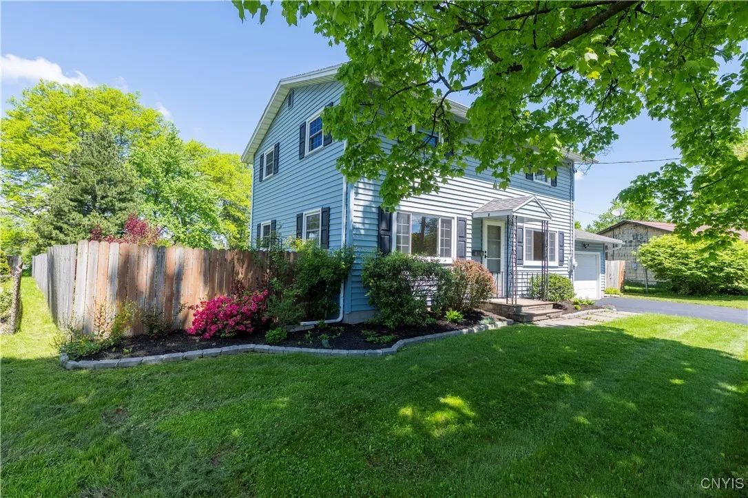 107 Rosewood Dr, Clay, New York 13090, Clay, New York 13090, 4 Bedrooms Bedrooms, 7 Rooms Rooms,2 BathroomsBathrooms,Residential,Closed,107 Rosewood Dr, Clay, New York 13090,S1610210
