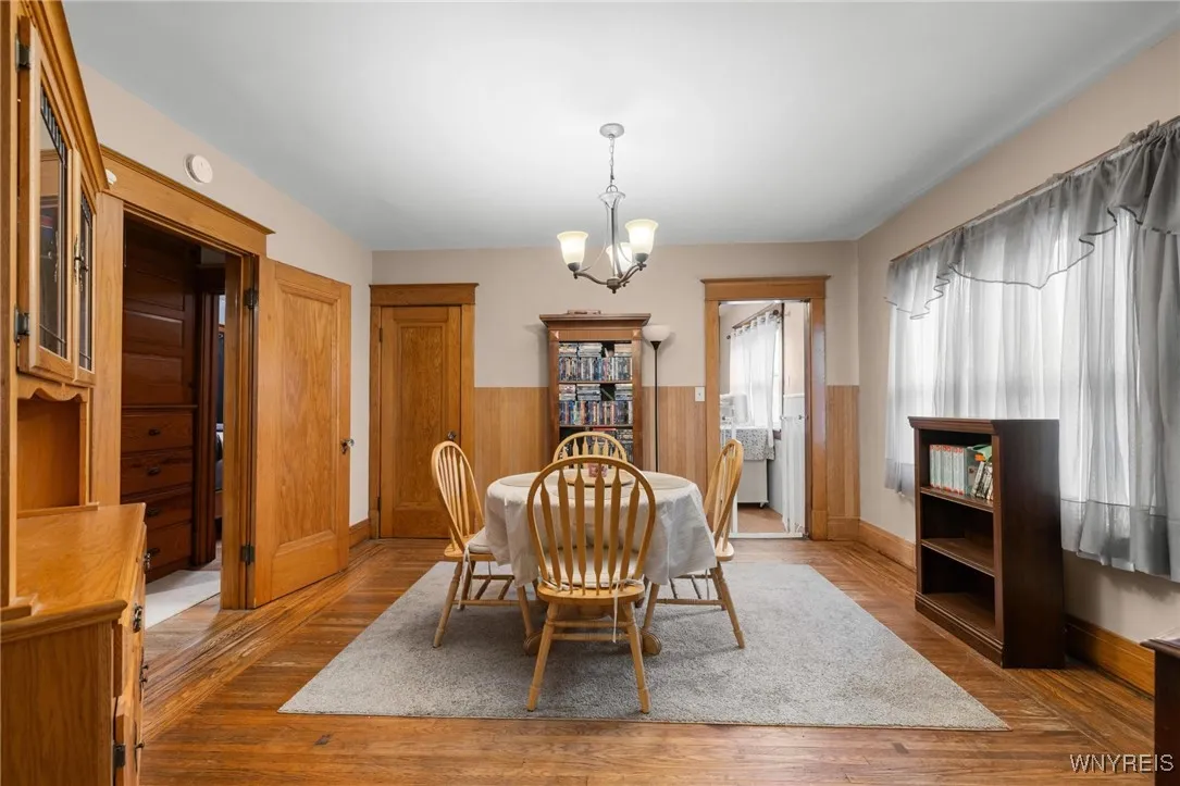30 Ashton Place, Buffalo, New York 14220, Buffalo, New York 14220, 3 Bedrooms Bedrooms, 8 Rooms Rooms,1 BathroomBathrooms,Residential,Closed,30 Ashton Place, Buffalo, New York 14220,0,B1610207