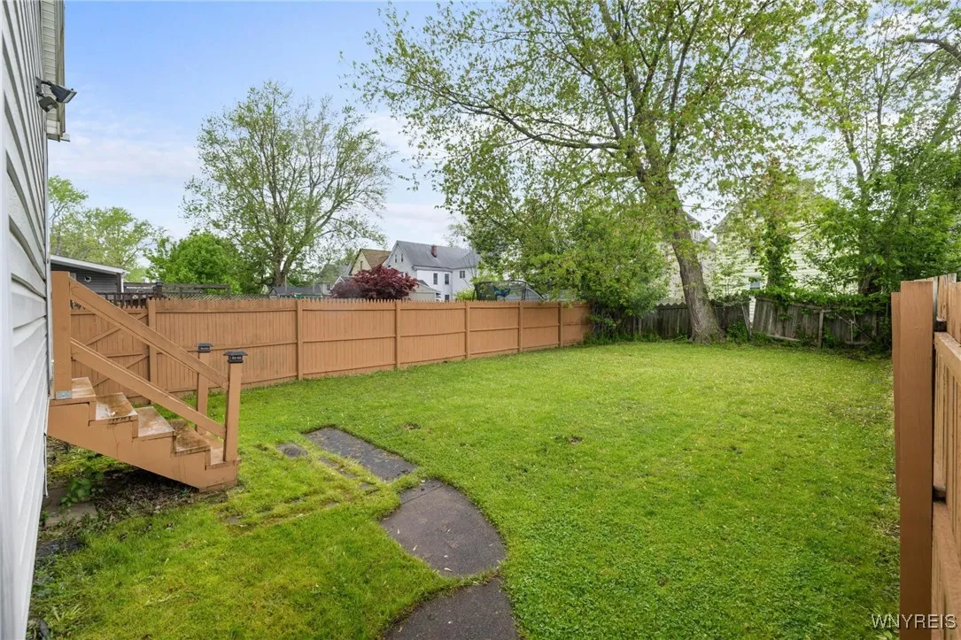 30 Ashton Place, Buffalo, New York 14220, Buffalo, New York 14220, 3 Bedrooms Bedrooms, 8 Rooms Rooms,1 BathroomBathrooms,Residential,Closed,30 Ashton Place, Buffalo, New York 14220,0,B1610207