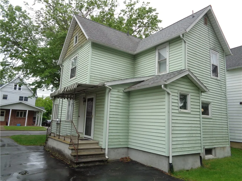 385 Watauga Avenue Extension, Corning-city, New Yo, Corning City, New York 14830, 4 Bedrooms Bedrooms, 7 Rooms Rooms,1 BathroomBathrooms,Residential,Closed,385 Watauga Avenue Extension, Corning-city, New Yo,R1610382