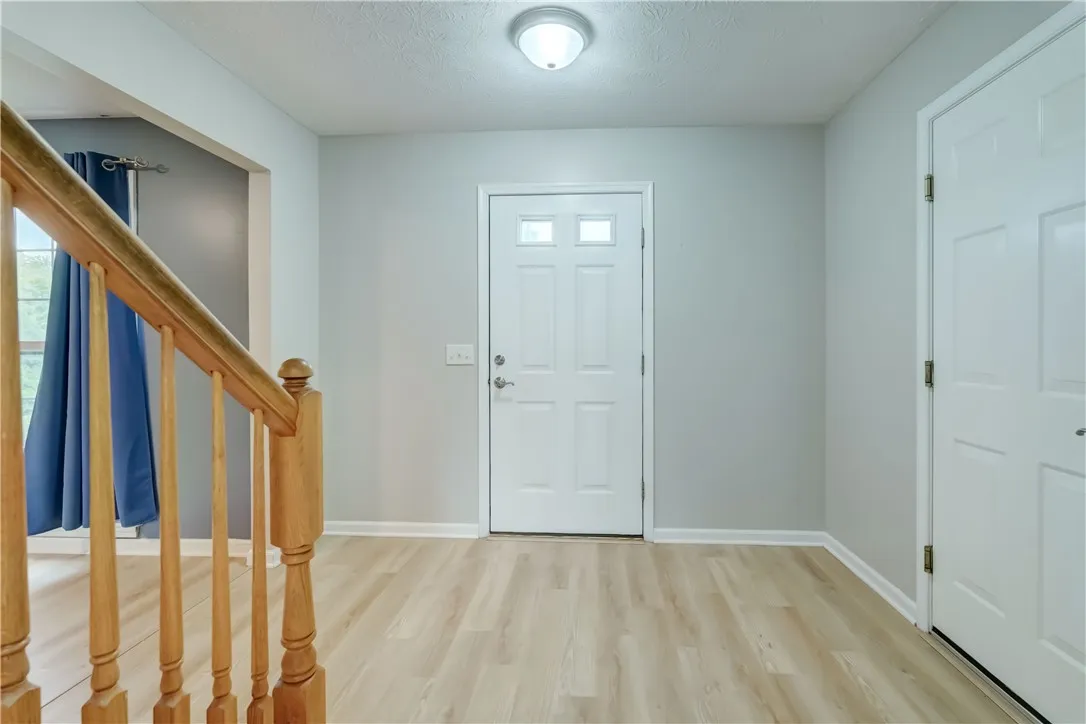 22 Butterfly Lane, Henrietta, New York 14586, Henrietta, New York 14586, 3 Bedrooms Bedrooms, 6 Rooms Rooms,2 BathroomsBathrooms,Residential,Closed,22 Butterfly Lane, Henrietta, New York 14586,R1609859