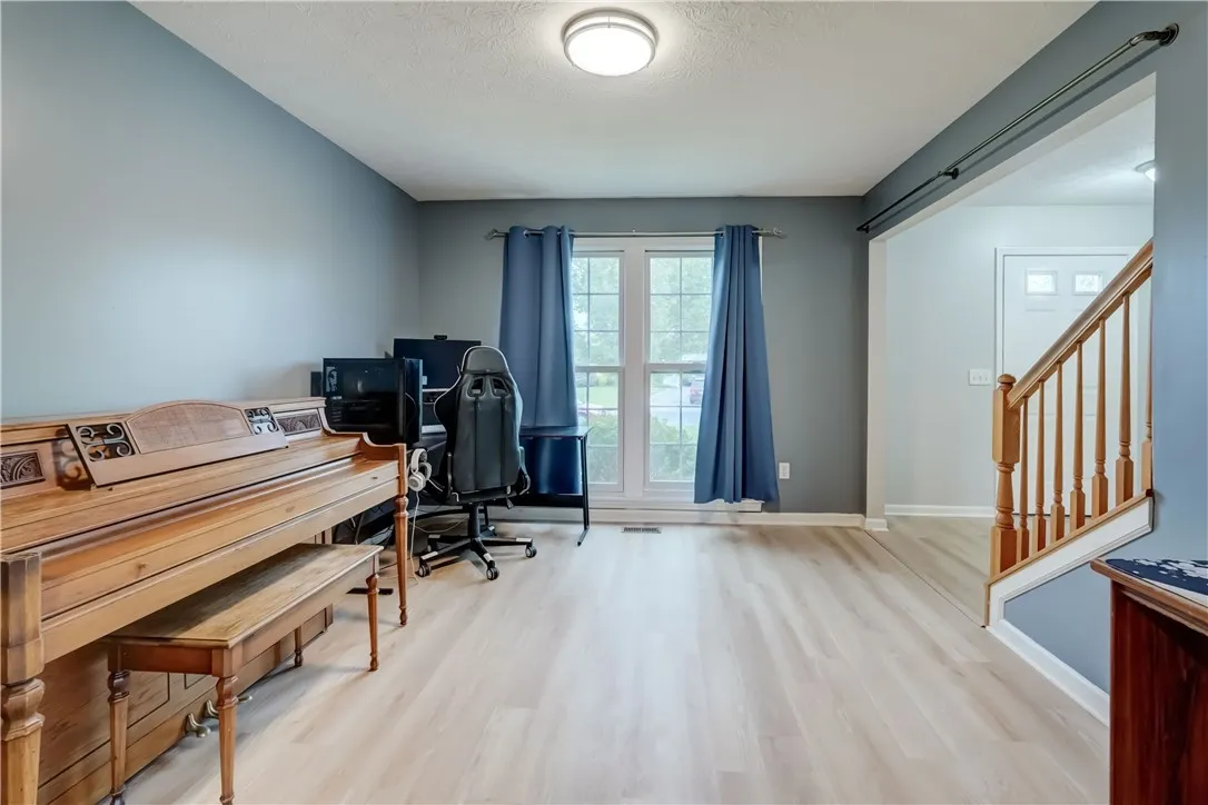 22 Butterfly Lane, Henrietta, New York 14586, Henrietta, New York 14586, 3 Bedrooms Bedrooms, 6 Rooms Rooms,2 BathroomsBathrooms,Residential,Closed,22 Butterfly Lane, Henrietta, New York 14586,R1609859