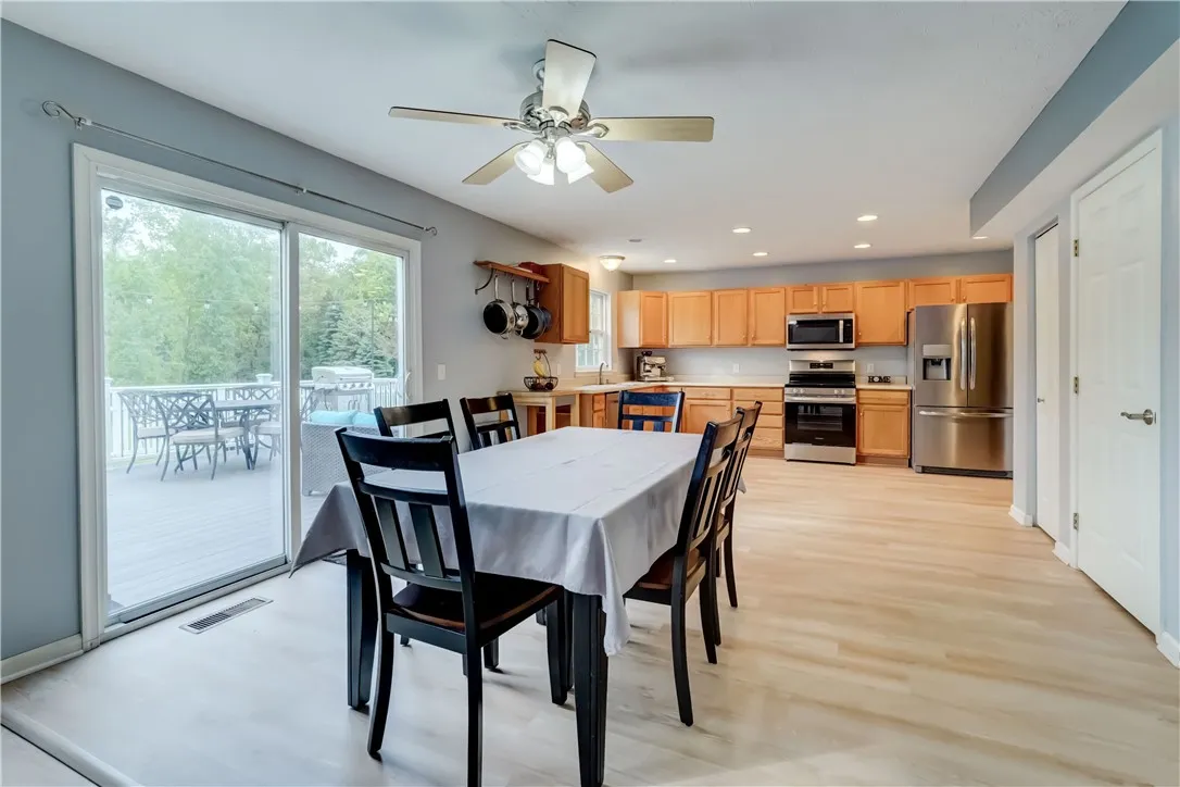 22 Butterfly Lane, Henrietta, New York 14586, Henrietta, New York 14586, 3 Bedrooms Bedrooms, 6 Rooms Rooms,2 BathroomsBathrooms,Residential,Closed,22 Butterfly Lane, Henrietta, New York 14586,R1609859