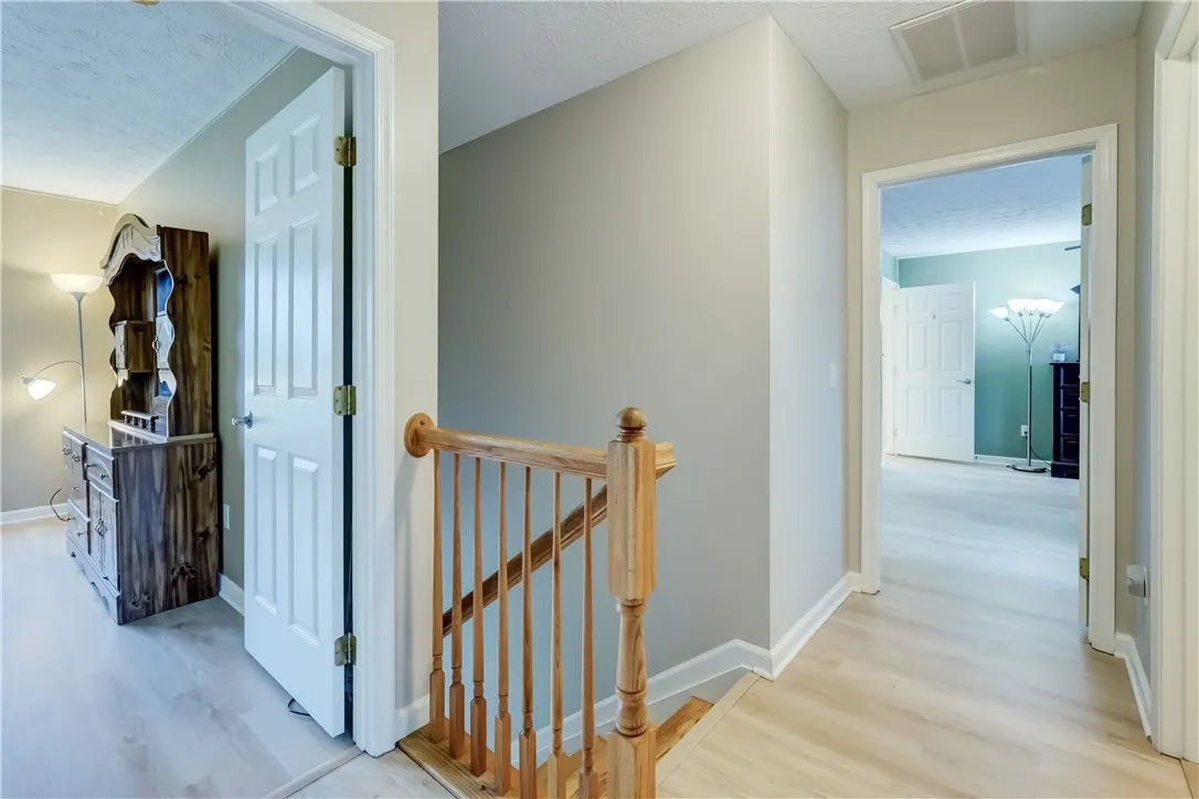 22 Butterfly Lane, Henrietta, New York 14586, Henrietta, New York 14586, 3 Bedrooms Bedrooms, 6 Rooms Rooms,2 BathroomsBathrooms,Residential,Closed,22 Butterfly Lane, Henrietta, New York 14586,R1609859