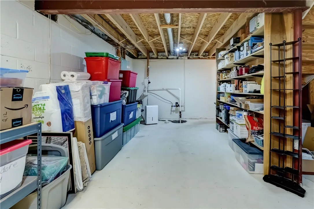 22 Butterfly Lane, Henrietta, New York 14586, Henrietta, New York 14586, 3 Bedrooms Bedrooms, 6 Rooms Rooms,2 BathroomsBathrooms,Residential,Closed,22 Butterfly Lane, Henrietta, New York 14586,R1609859