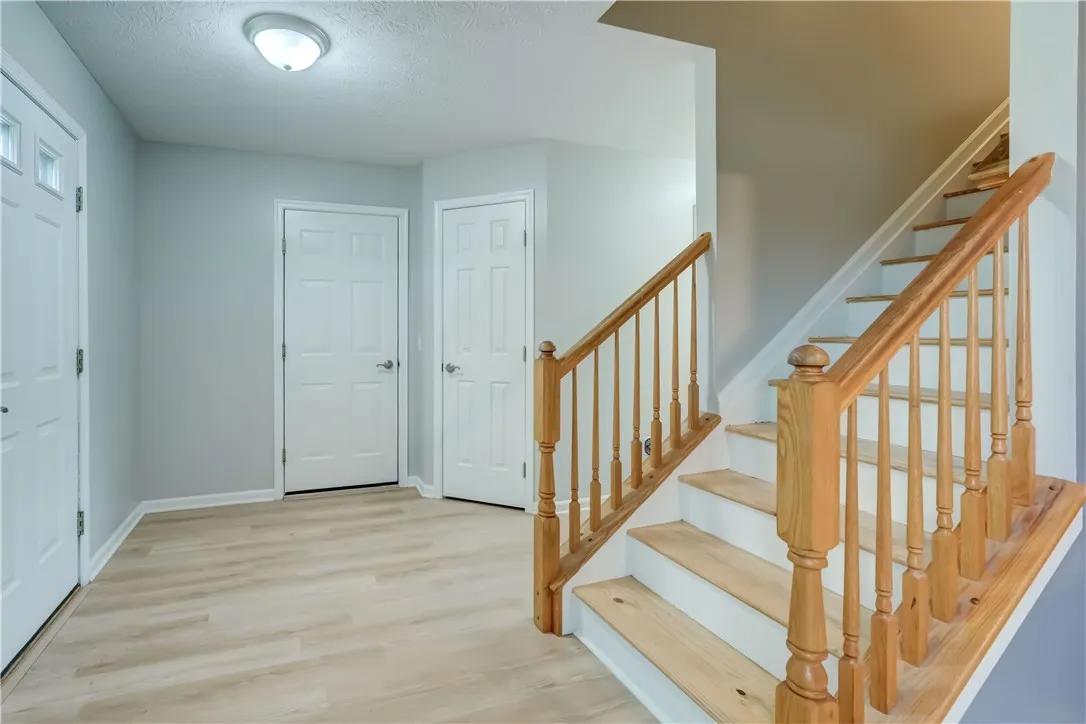 22 Butterfly Lane, Henrietta, New York 14586, Henrietta, New York 14586, 3 Bedrooms Bedrooms, 6 Rooms Rooms,2 BathroomsBathrooms,Residential,Closed,22 Butterfly Lane, Henrietta, New York 14586,R1609859