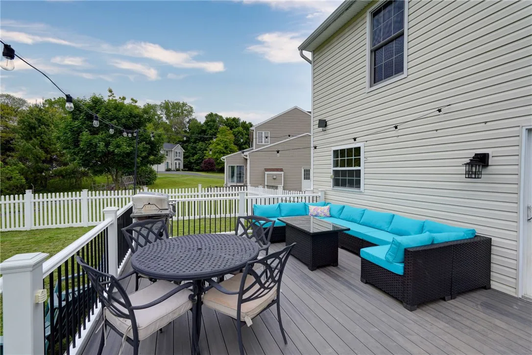 22 Butterfly Lane, Henrietta, New York 14586, Henrietta, New York 14586, 3 Bedrooms Bedrooms, 6 Rooms Rooms,2 BathroomsBathrooms,Residential,Closed,22 Butterfly Lane, Henrietta, New York 14586,R1609859