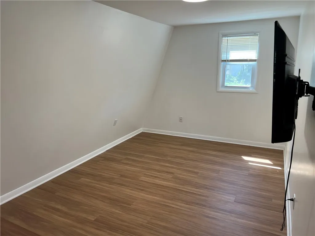 3 Pleasant Street, Chili, New York 14514, Chili, New York 14514, 2 Bedrooms Bedrooms, 4 Rooms Rooms,2 BathroomsBathrooms,Residential,Closed,3 Pleasant Street, Chili, New York 14514,R1609611