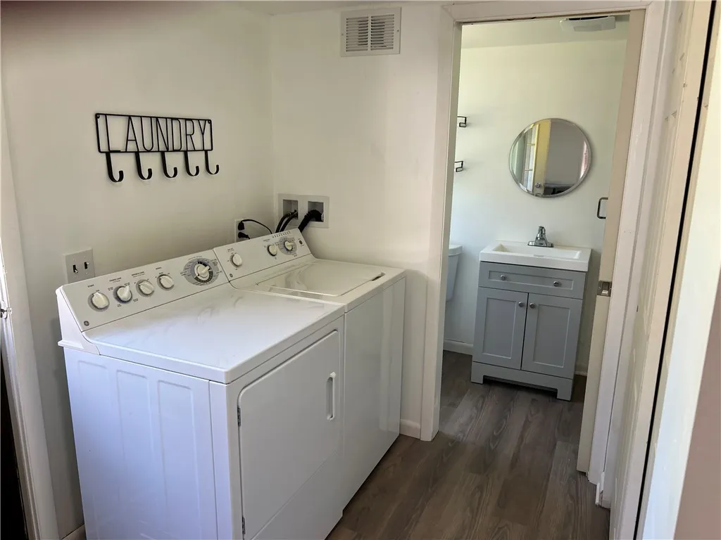 3 Pleasant Street, Chili, New York 14514, Chili, New York 14514, 2 Bedrooms Bedrooms, 4 Rooms Rooms,2 BathroomsBathrooms,Residential,Closed,3 Pleasant Street, Chili, New York 14514,R1609611