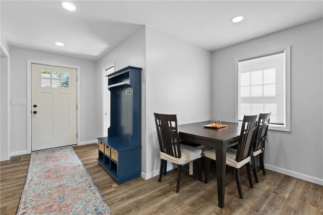 Eat in Kitchen Area