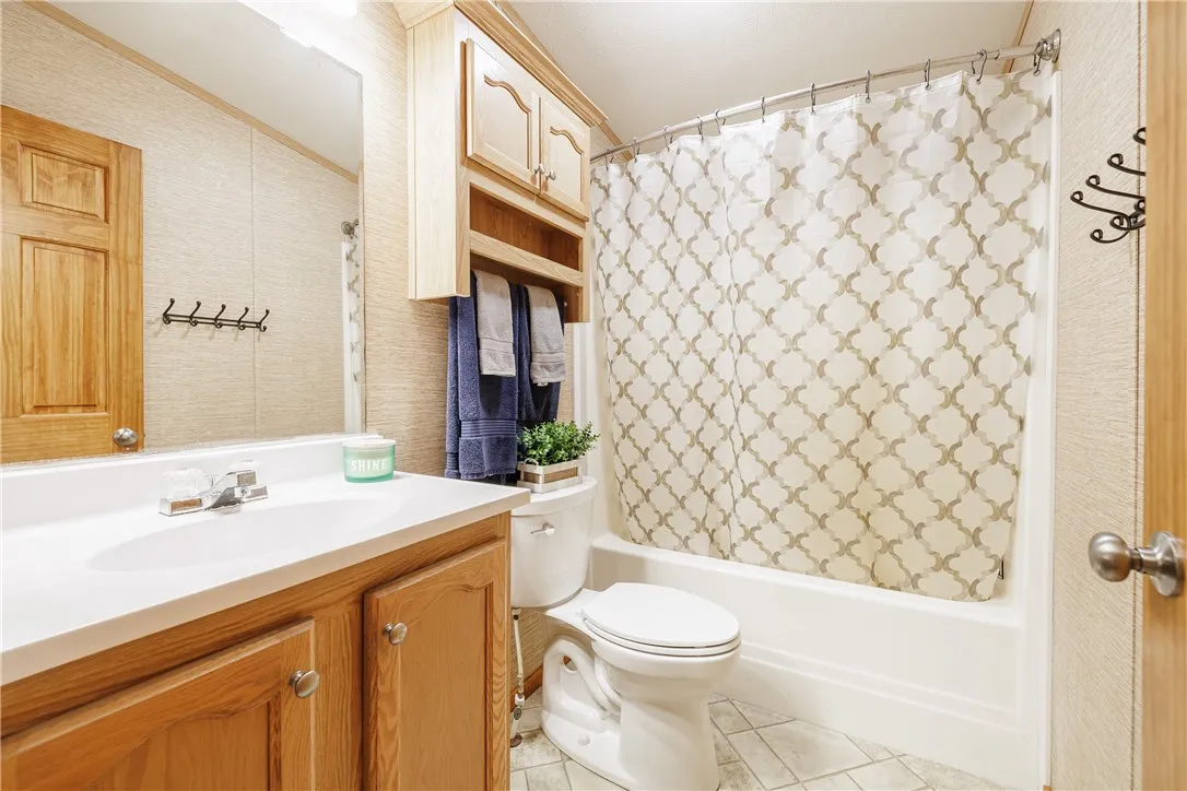 2208 Layton Street Rd, Lyons, New York 14489, Lyons, New York 14489, 3 Bedrooms Bedrooms, 7 Rooms Rooms,2 BathroomsBathrooms,Residential,Closed,2208 Layton Street Rd, Lyons, New York 14489,R1610089