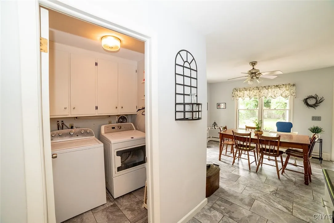 330 Wellesley Road, Syracuse, New York 13207, Syracuse, New York 13207, 4 Bedrooms Bedrooms, 10 Rooms Rooms,3 BathroomsBathrooms,Residential,Closed,330 Wellesley Road, Syracuse, New York 13207,S1609564